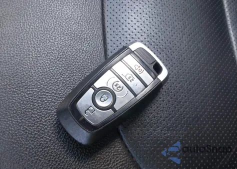 2019 Ford Explorer Sport z USA, uszkodzony, nr VIN 1FM5K8GT3KGA82763